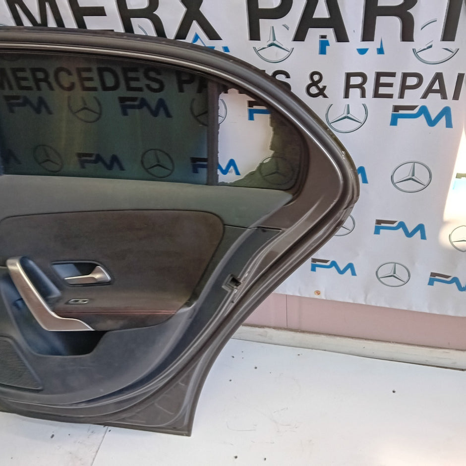 MERCEDES BENZ A-CLASS W177 DRIVER SIDE REAR DOOR ( OFF SIDE REAR ) FM09