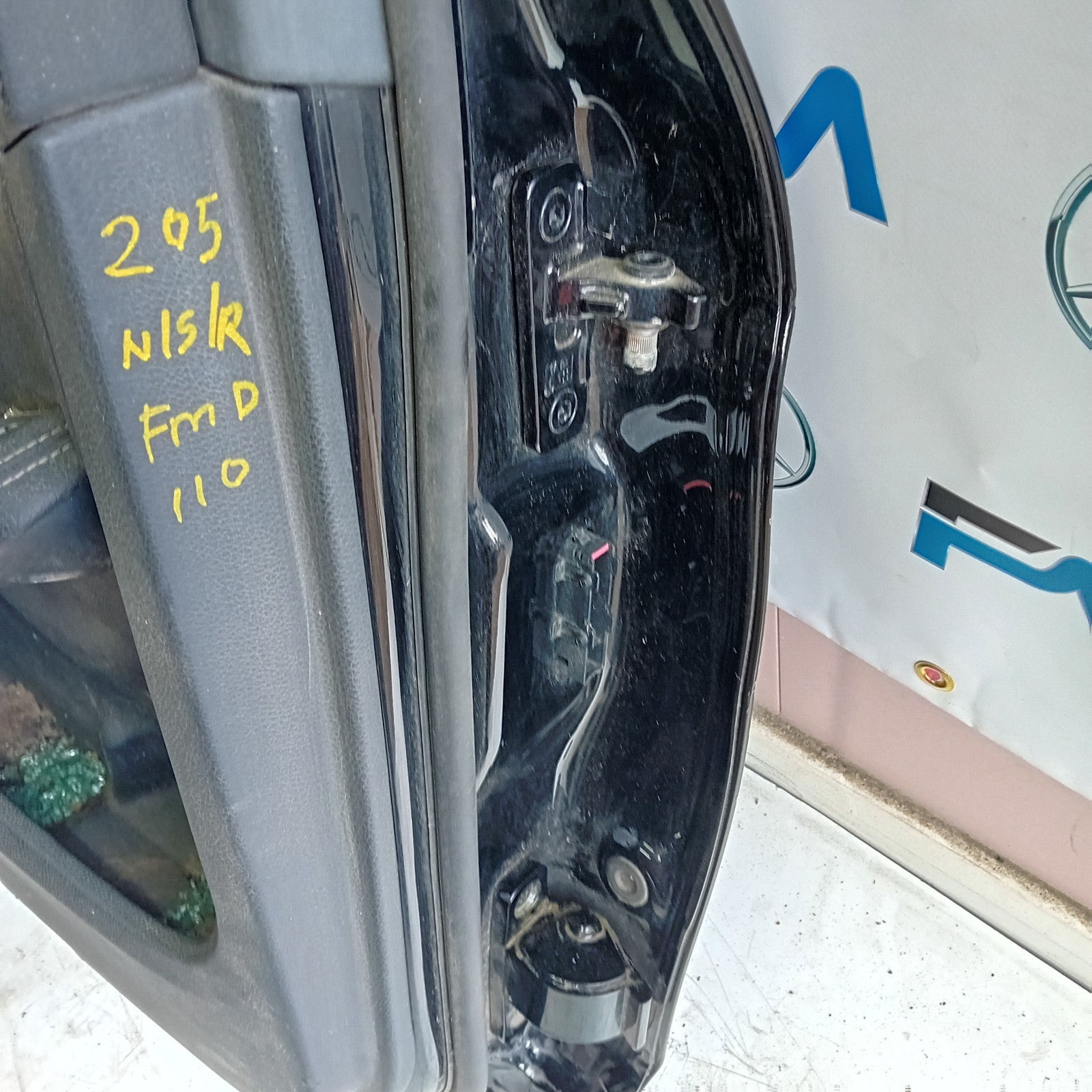 MERCEDES BENZ  C-CLASS W2O5 PASSENGER SIDE REAR DOOR N/S/R COMPLETE BLACK FMD110