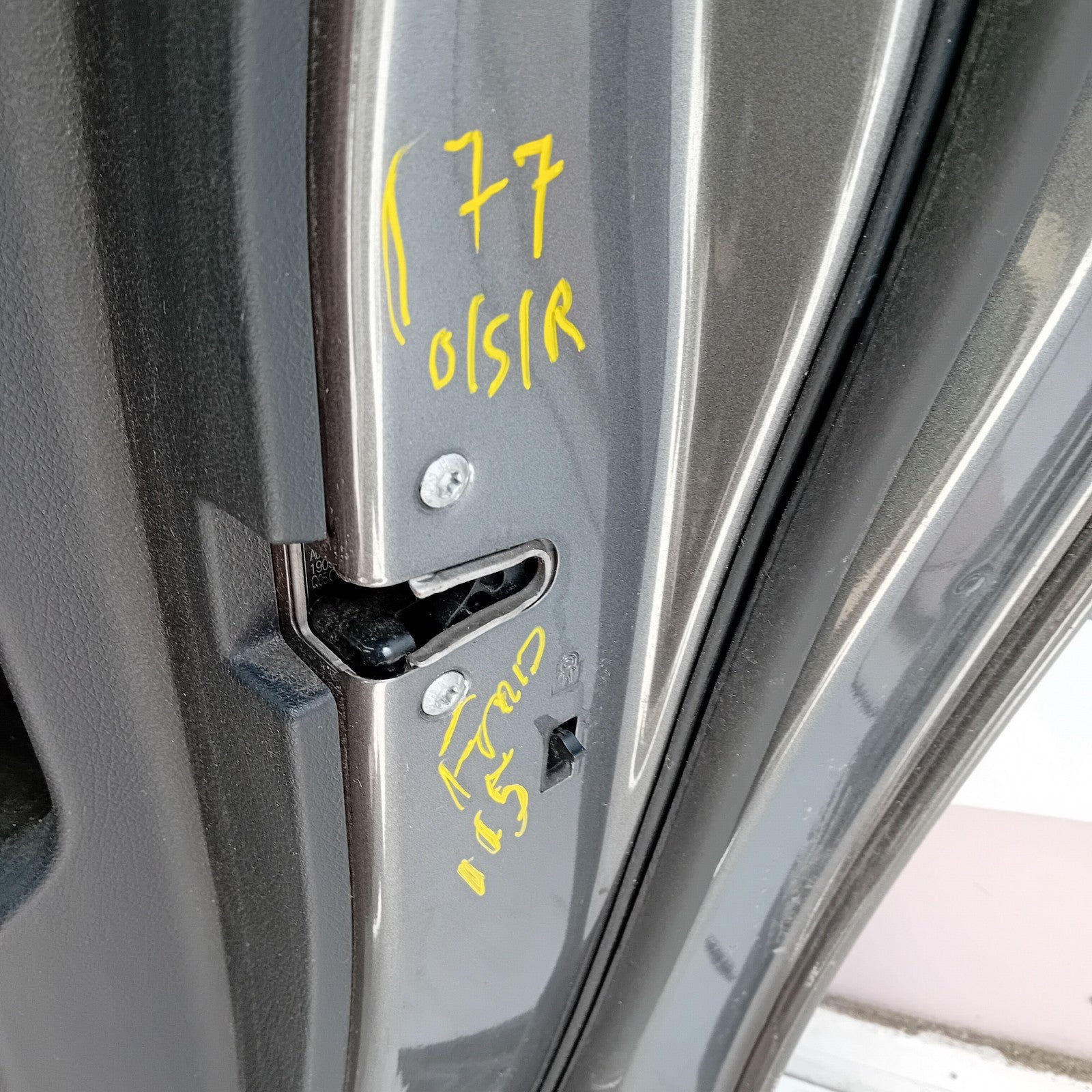 MERCEDES  A-CLASS W177 DRIVER SIDE REAR DOOR N/S/R COMPLETE GREY FMD115