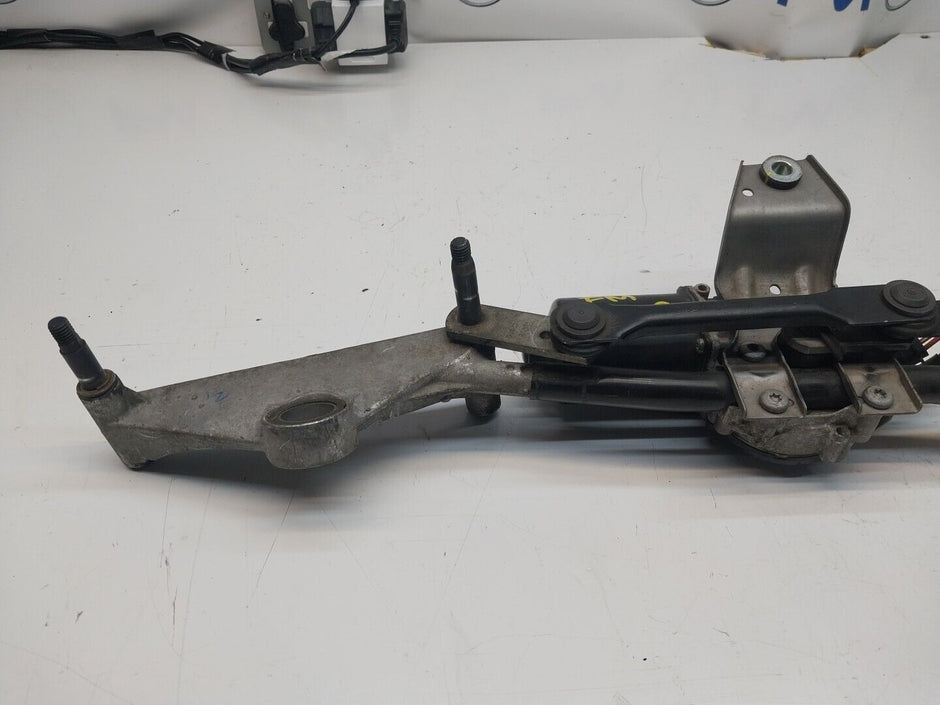 MERCEDES-BENZ A CLA GLA 2015-2018 Wiper Motor Front & Linkage A1769061900FM00222