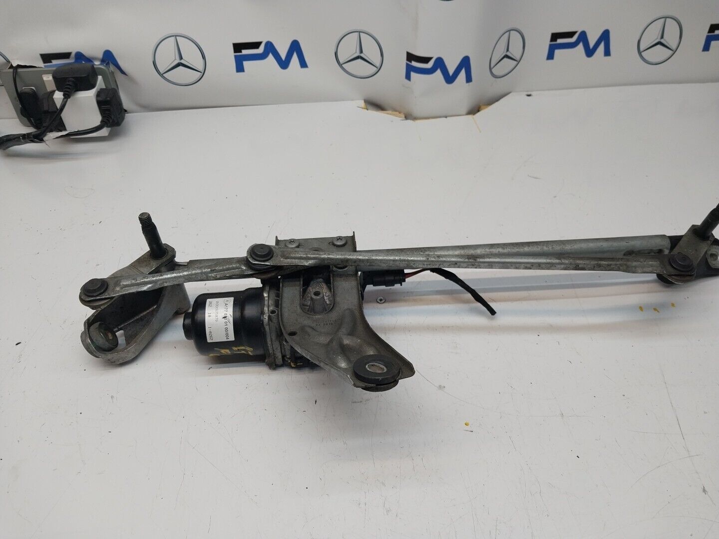 MERCEDES-BENZ A CLASS W177  FRONT WIPER MOTOR WITH LINKAGE A1779064801 FM00234