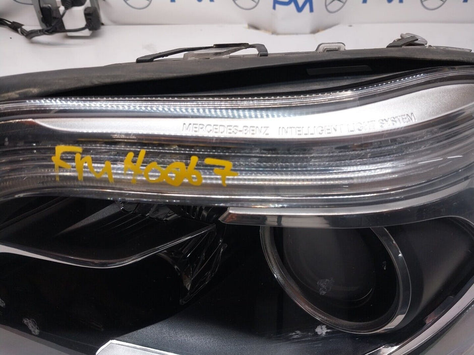GENUINE USED MERCEDES GL  Passengers Left Front Headlight A1668202761 FMH0067