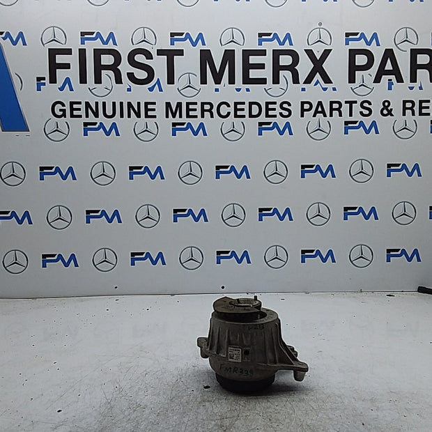 MERCEDES BENZ  E-CLASS W213  ENGINE MOUNT LEFT NS A2132400700 FMR338