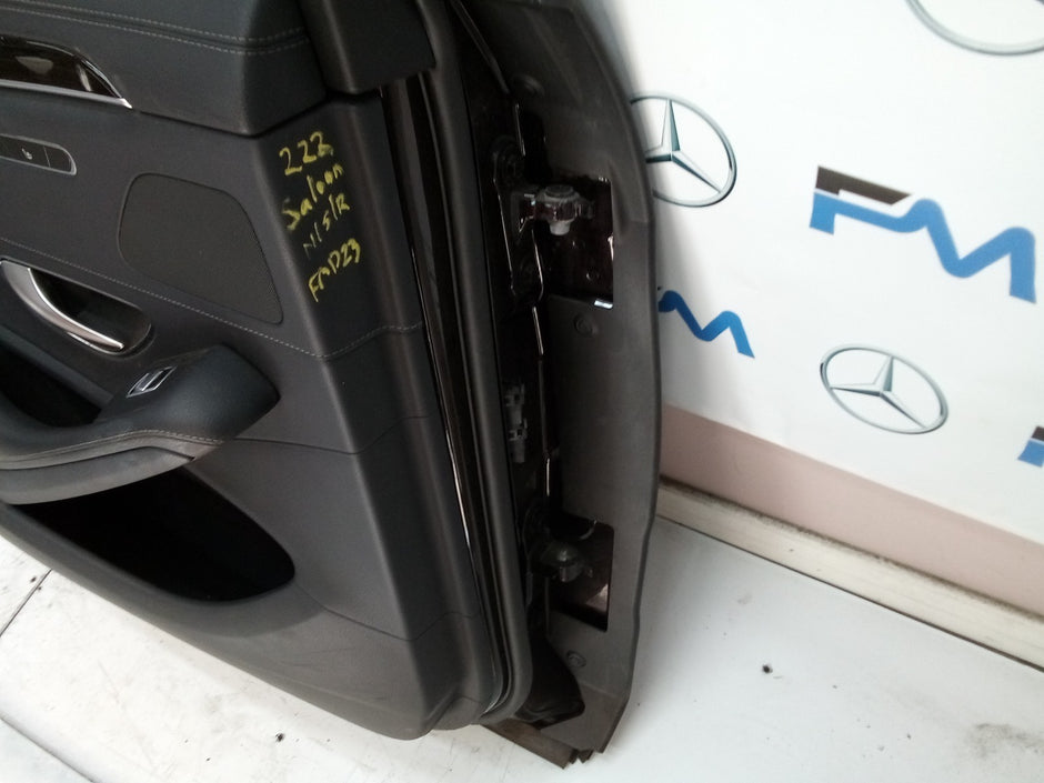 MERCEDES S CLASS W222 SALOON PASSENGER REAR DOOR (NEAR SIDE REAR) BLACK FMD23