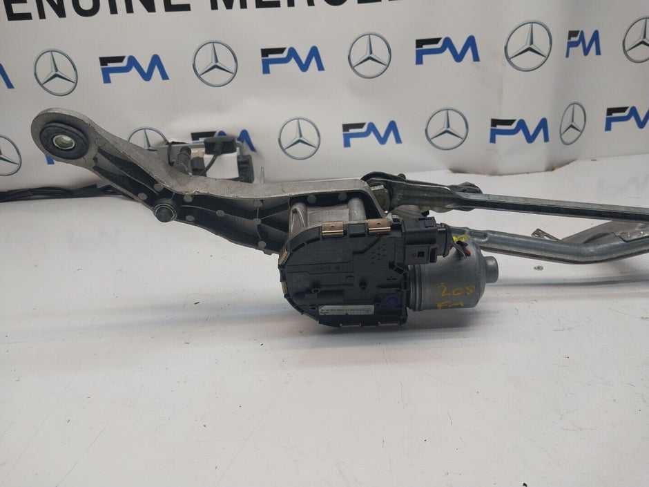 14-21 MERCEDES C CLASS WINDSCREEN WIPER MOTOR & LINKAGE FRONT A2058200940FM00214