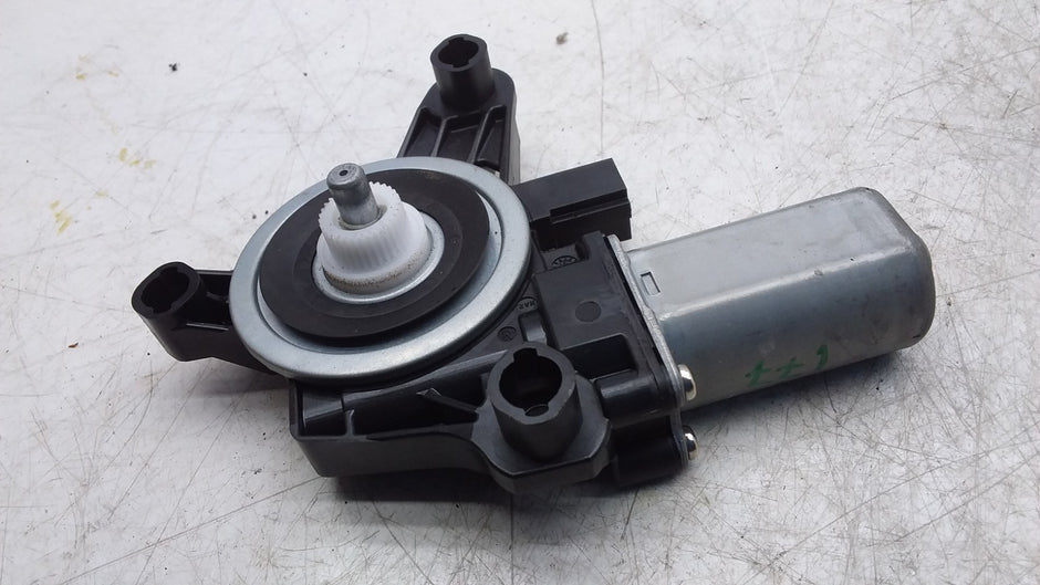 MERCEDES BENZ A-CLASS W177 WINDOW REGULATOR REAR RIGHT A0009060908 FMR421