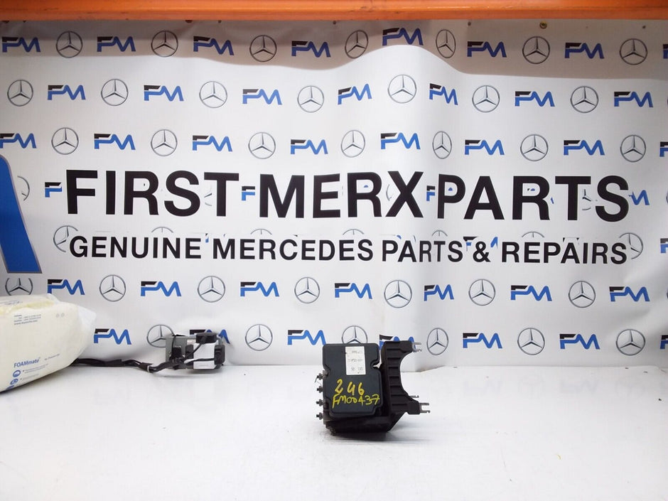 MERCEDES CLA W246 ABS PUMP MODULE CONTROL UNIT A2464300201 FM00437