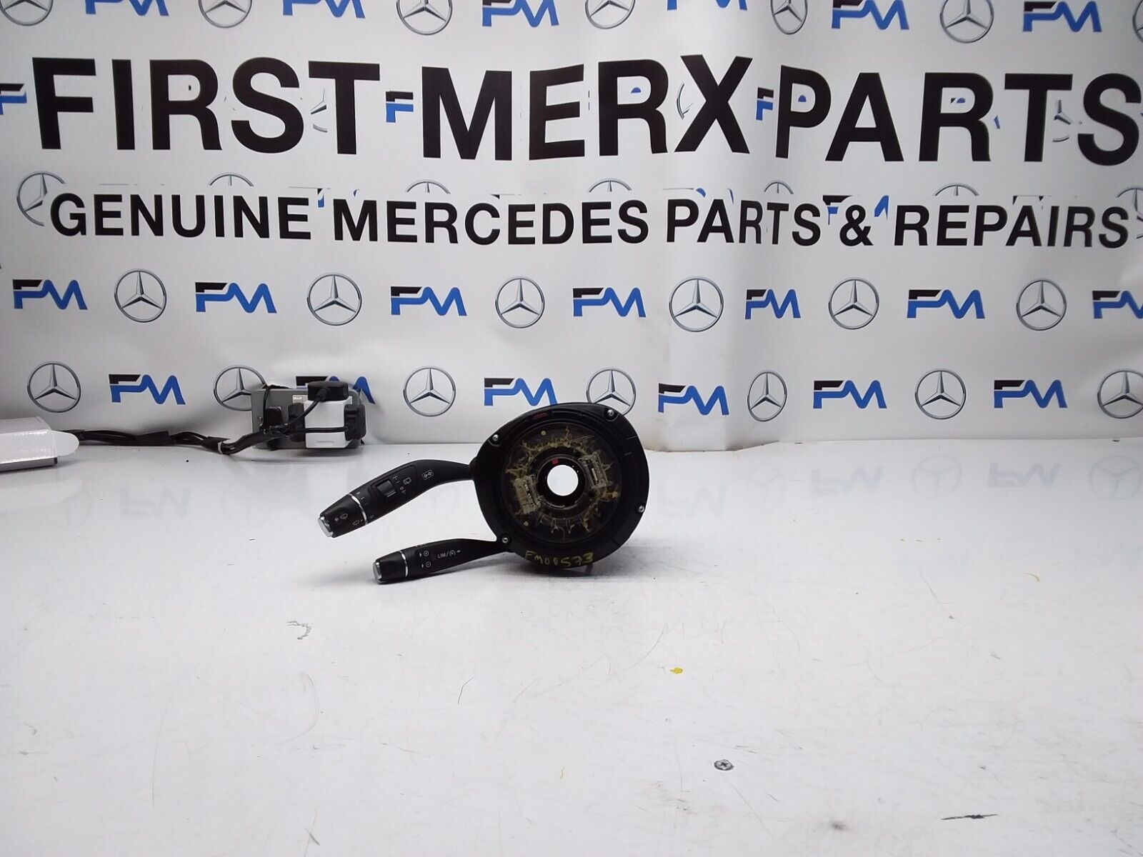 Mercedes E GLE CLASS W212 INDICATOR/WIPER GEAR SELECT + SQUIB  2013 FM00573