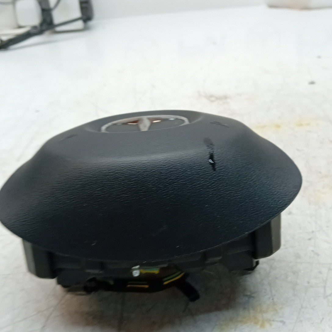 MERCEDES BENZ C-CLASS W205 STEERING WHEEL AIRBAG DRIVER OS RIGHT Q10 FM001654