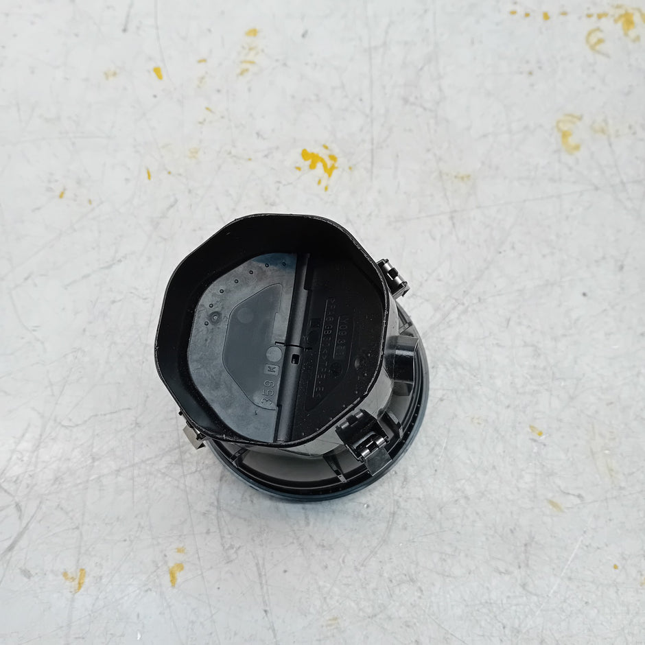 MERCEDES CLA-CLASS W117 DASHBOARD AIR VENT CENTRE SIDE 2017 A1178300354 FM001167