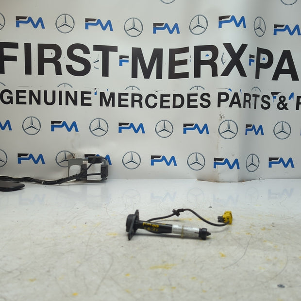 MERCEDES C CLASS W205 BONNET PEDESTRIAN ACTUATOR A2059060002 2014 FM001431