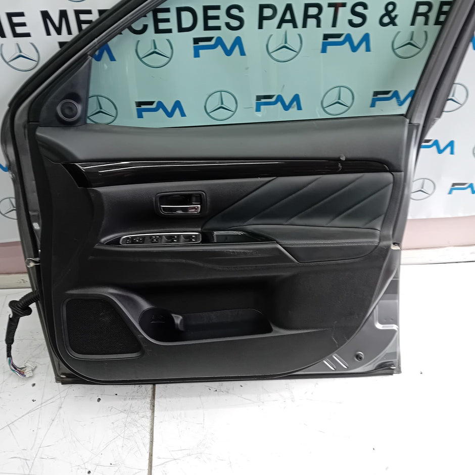MITSUBISH OUTLANDER DRIVER SIDE FRONT DOOR O/S/F COMPLETE SILVER FMD36