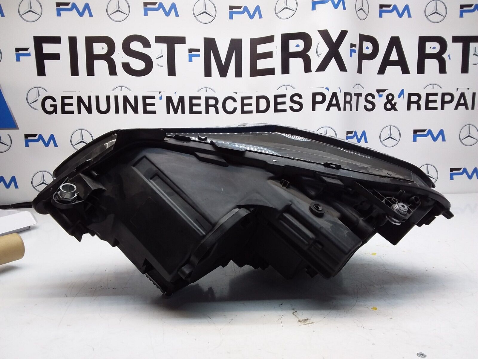 MERCEDES C CLASS W207 HEADLIGHT LED O/S COMPLETE FACELIFT  FMH18