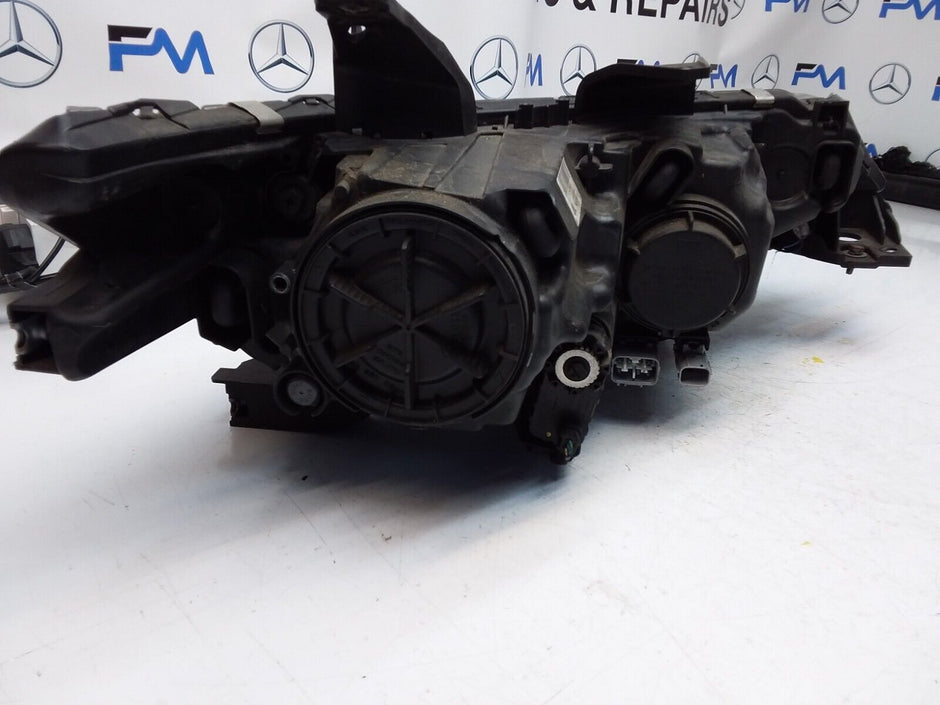 MITSUBISHI OUTLANDER MK3 2015 HEADLIGHT PASSENGER SIDE LEFT L0094N 08V2 FMH65
