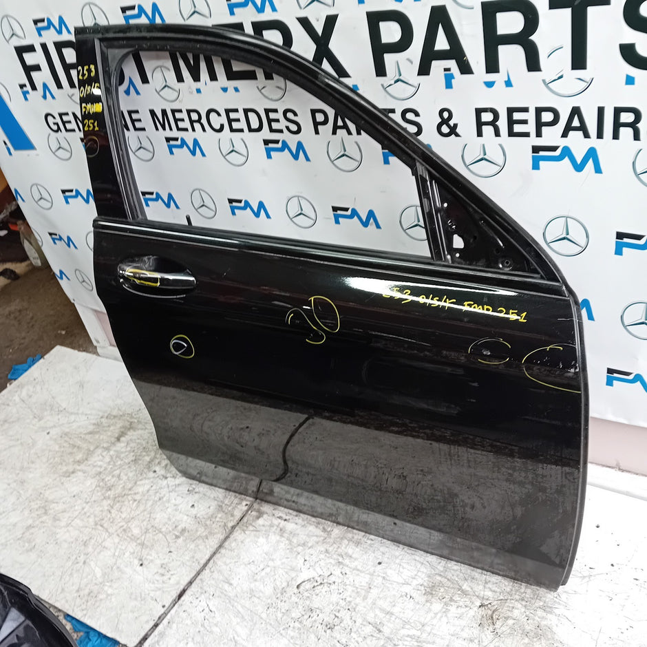 MERCEDES GLC X253 DRIVER FRONT DOOR OSF BLACK 2016 ON COMPLETE FMD251