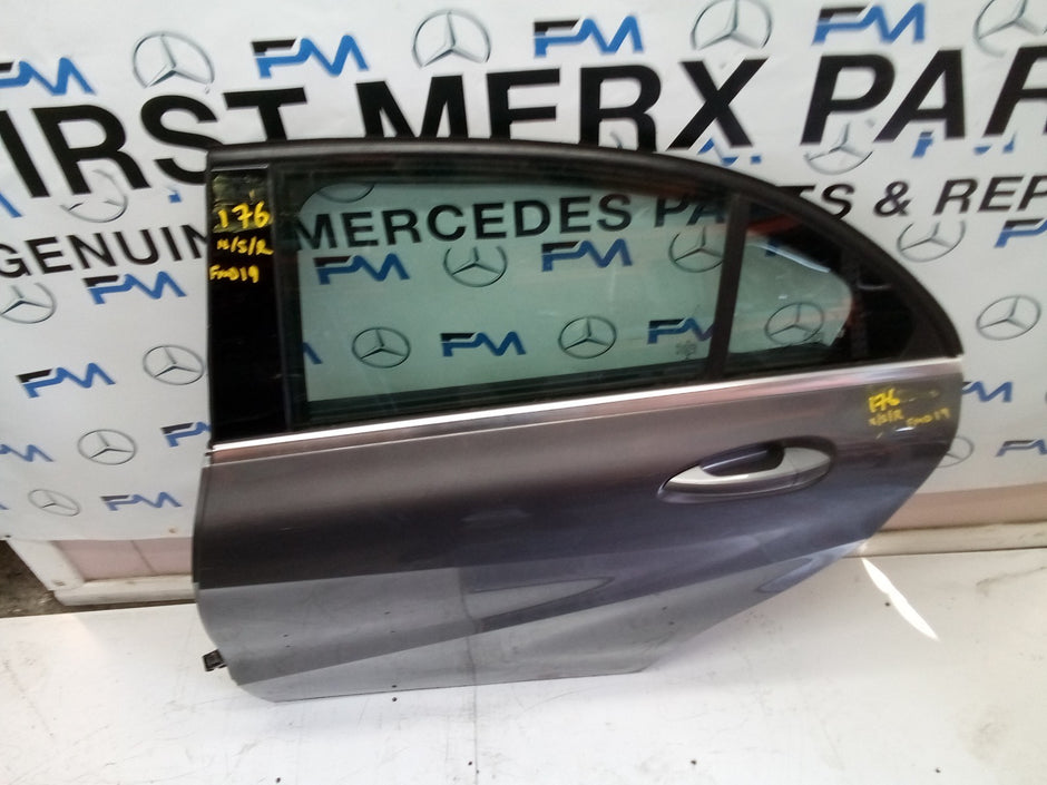 MERCEDES BENZ A CLASS W176 PASSENGER SIDE REAR DOOR ( NEAR SIDE REAR ) FMD19
