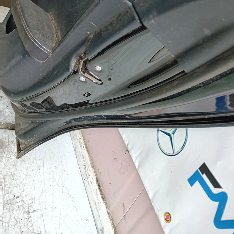 MERCEDES C-CLASS W205 SLN PASSENGER REAR DOOR NSR BLACK 2014 ON COMPLETE FMD376