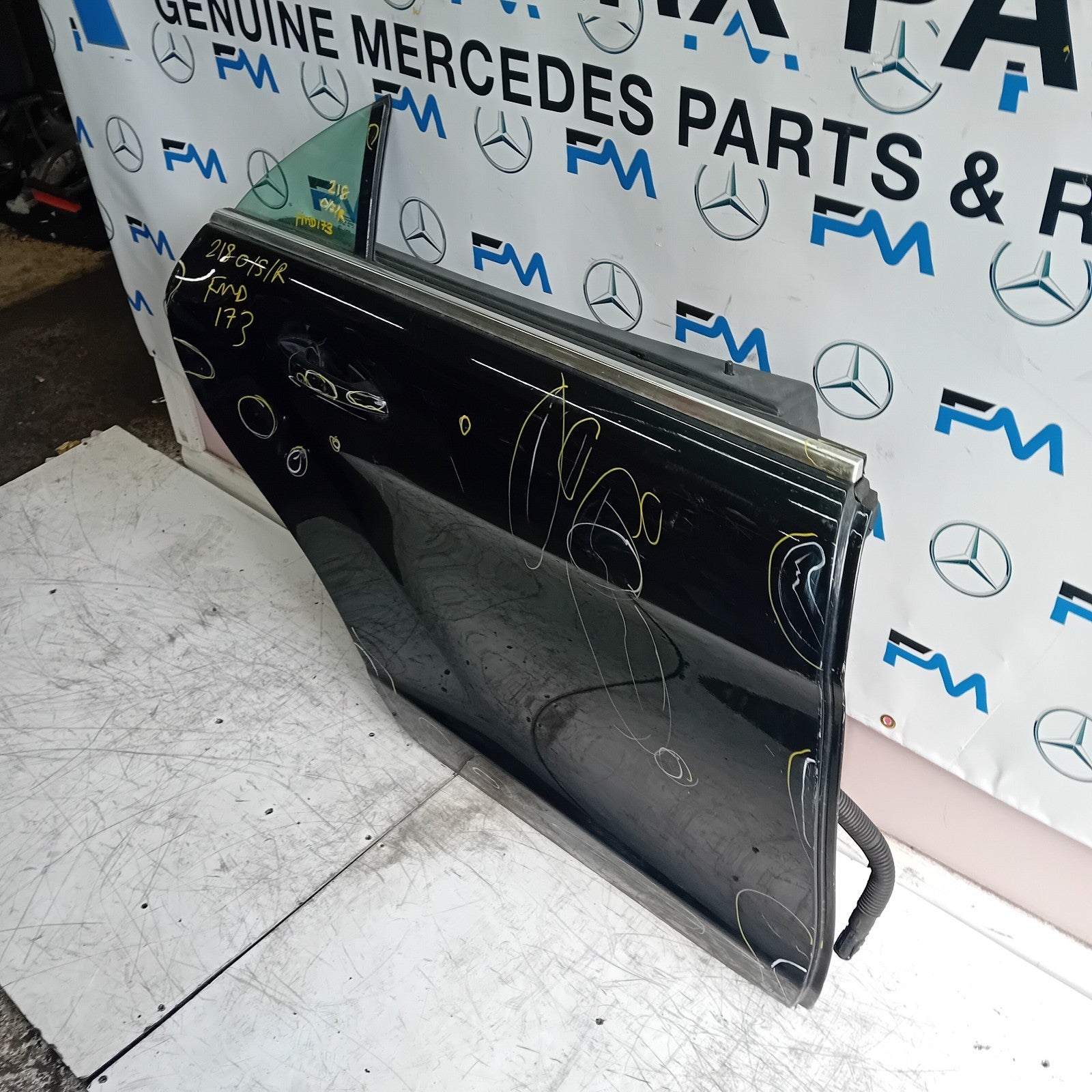 MERCEDES CLS W218 COUPE DRIVER SIDE REAR DOOR 2011-17 BLACK COMPLETE FMD173