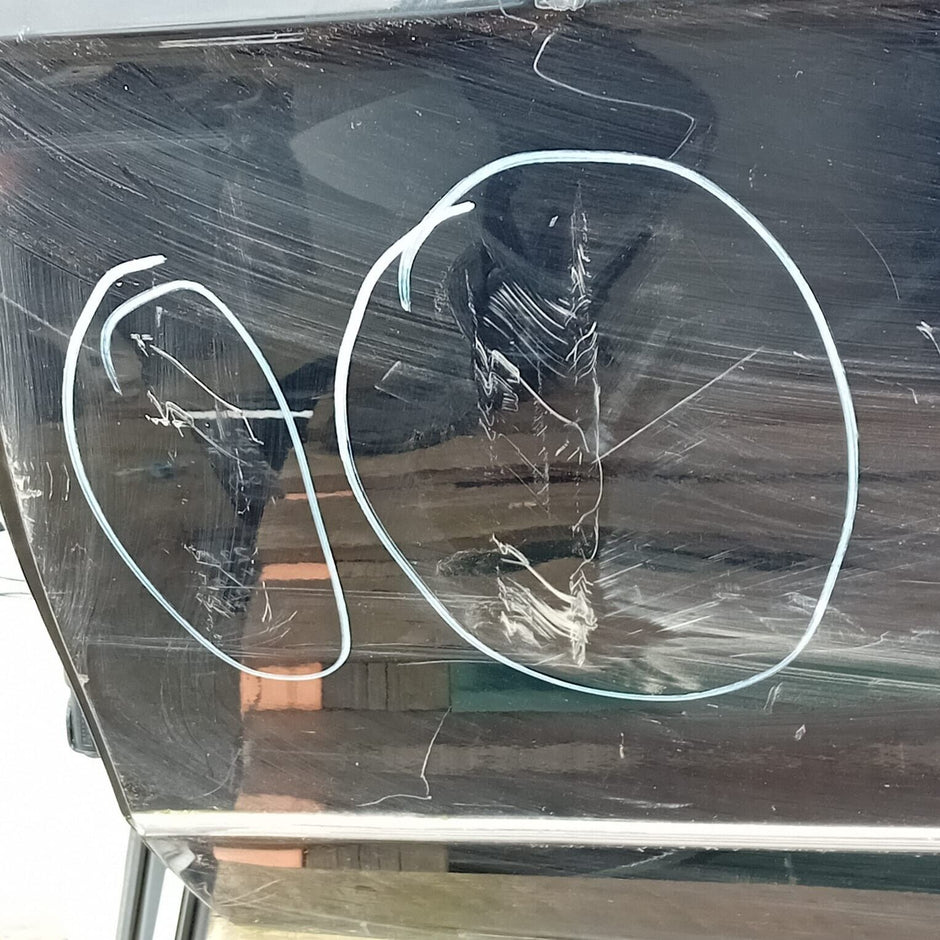 MERCEDES BENZ E-CLASS  W212  PASSENGER SIDE REAR DOOR ( NEAR SIDE REAR )