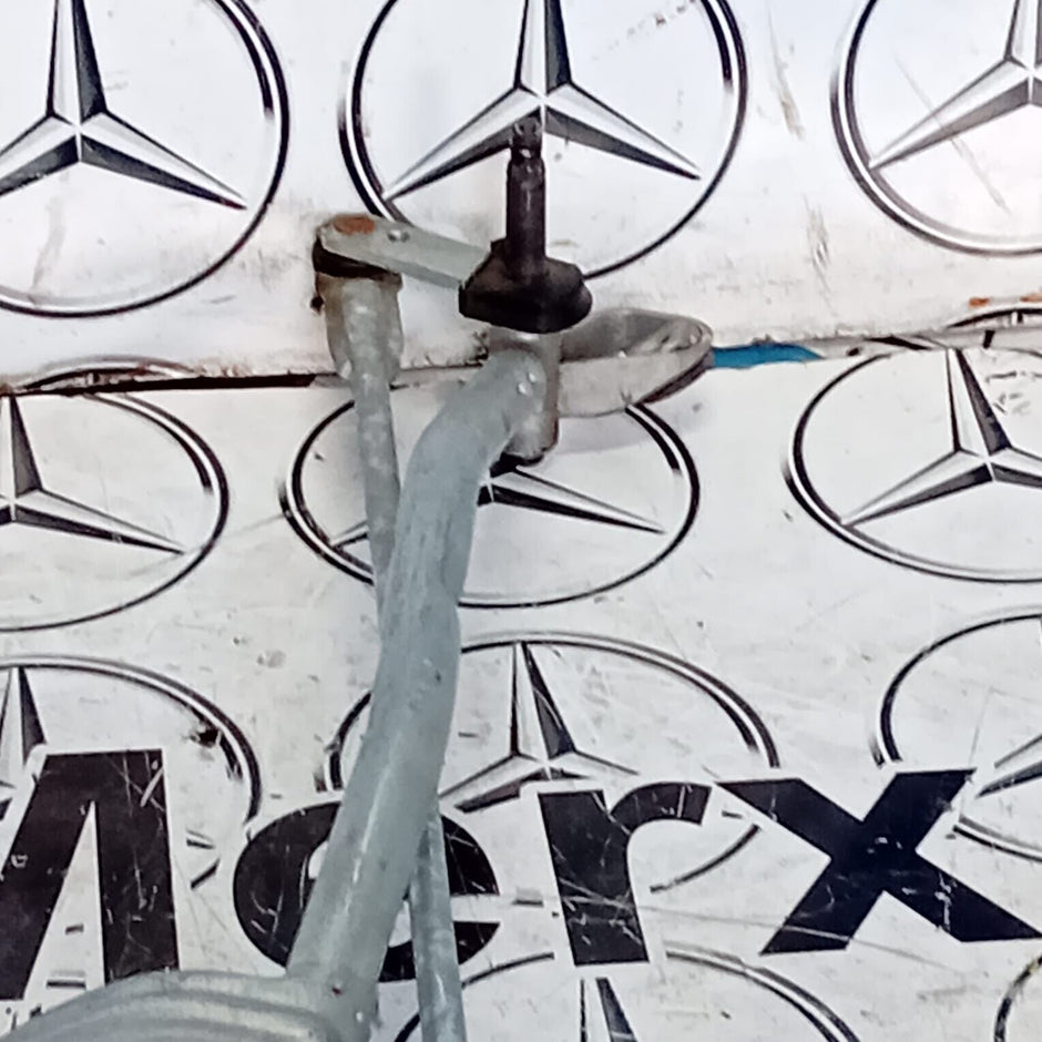 MERCEDES BENZ E-CLASS W213 RHD FRONT WIPER MOTOR & LINKAGE A2138207402