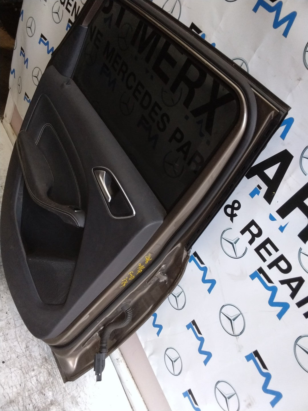 MERCEDES B-CLASS W246 DRIVER REAR DOOR OSR BROWN 2012-19 COMPLETE FMD324