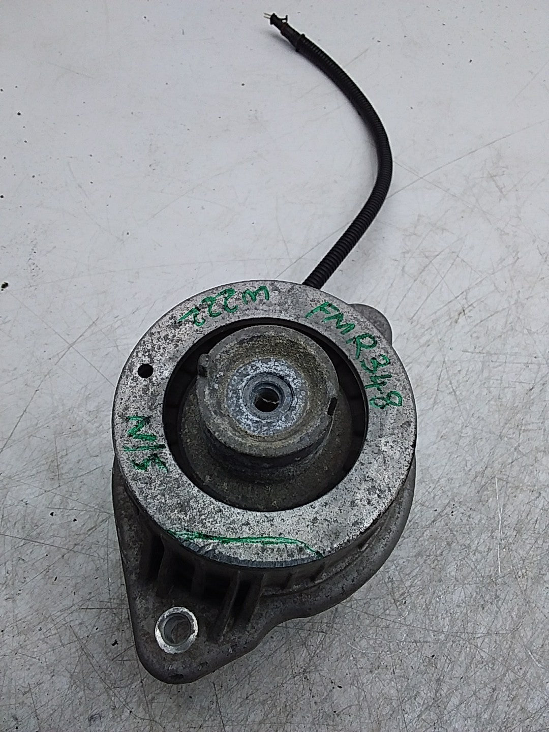 MERCEDES BENZ  S-CLASS  W222  ENGINE MOUNT LEFT NS A2222407517 FMR348