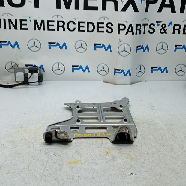 MERCEDES E-CLASS W213 PREMIUM SOUND SYSTEM BRACKET A2135452440 FM001307