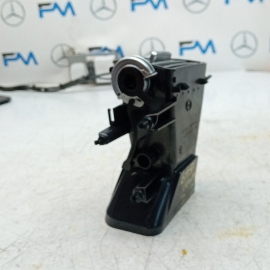 MERCEDES E-CLASS W212 DASHBOARD  AIRVENT LEFT A2128303154 2016 ON FM001549