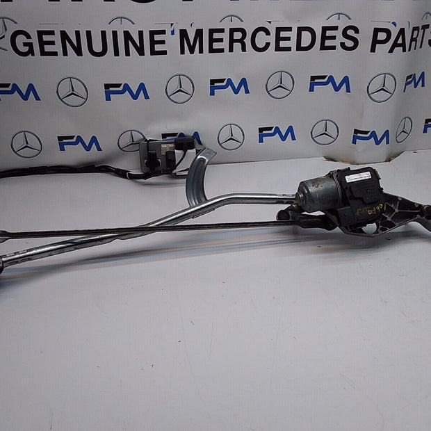 MERCEDES E-CLASS 2018 W213 A2138207402 FRONT WIPER MOTOR  FM00190