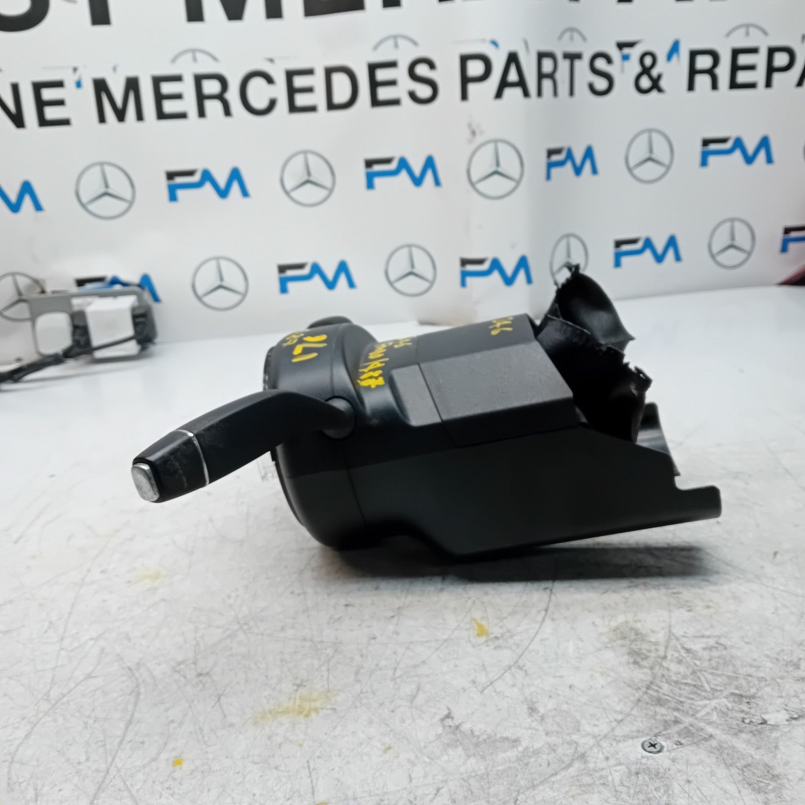 MERCEDES B-CLASS W246 INDICATOR/WIPER GEAR SELECT + SQUIB  A2469003614 FM001487