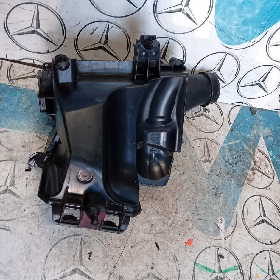MERCEDES BENZ A-CLASS W176 CLA C117 X156 1.6 PETROL AIR FILTER BOX A2700900601