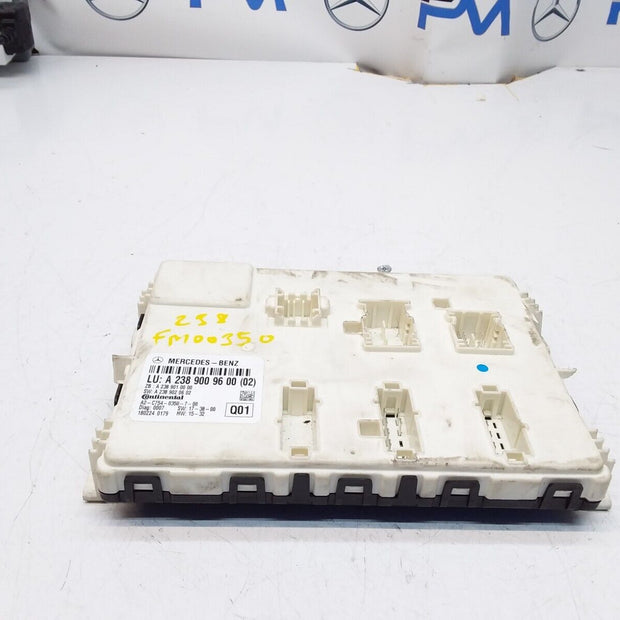 Mercedes E-CLASS W238 SAM Signal Control Module Unit A2389009600 FM00350