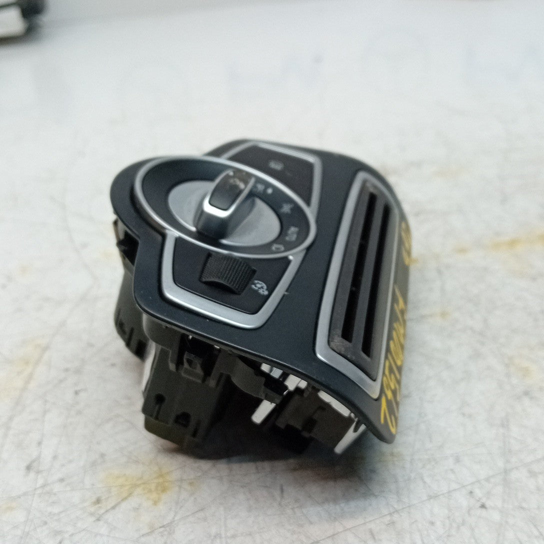 MERCEDES C-CLASS W205 HEADLIGHT CONTROL SWITCH 2014 A2059051810 FM001562