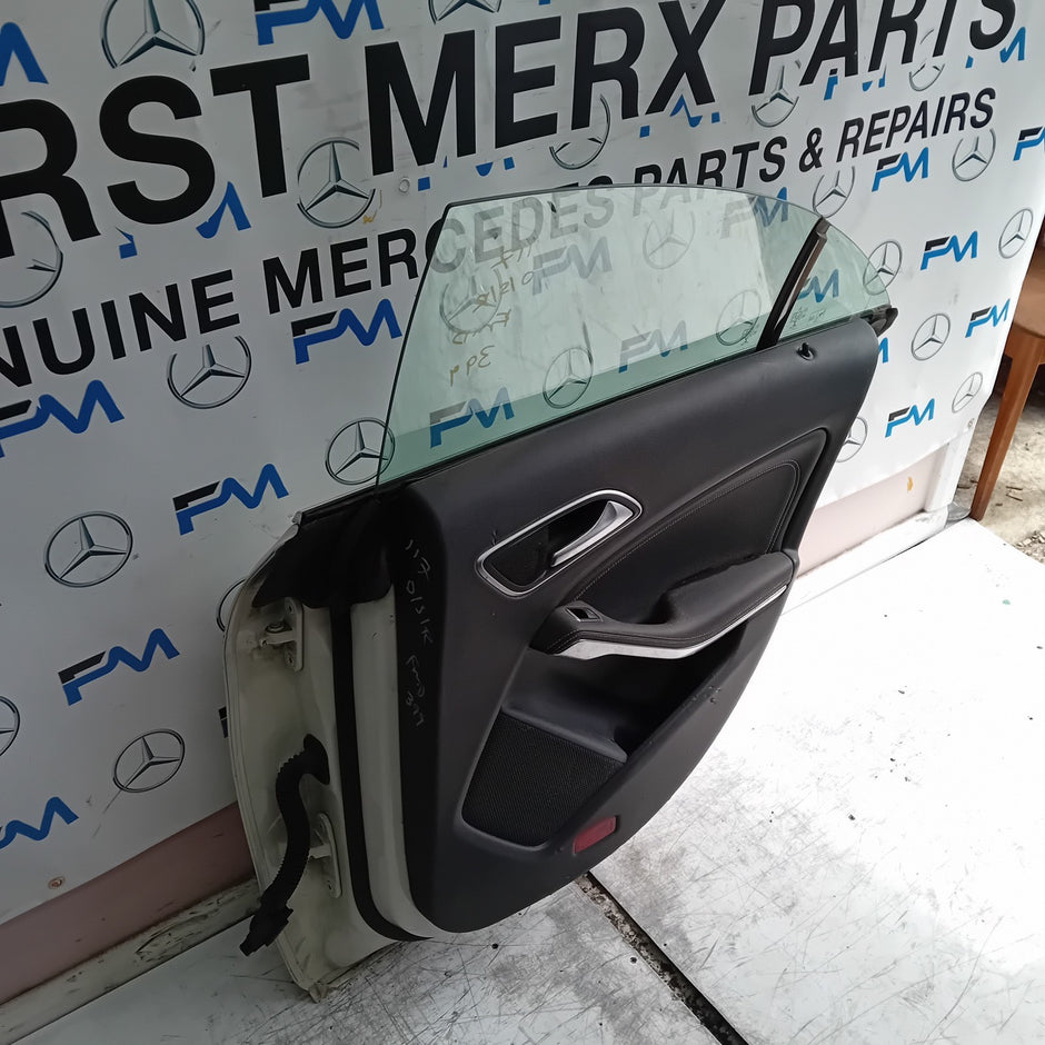 MEECEDS BENZ CLA W117 DRIVER FRONT DOOR OSF WHITE  2013-19 COMPLETE FMD399