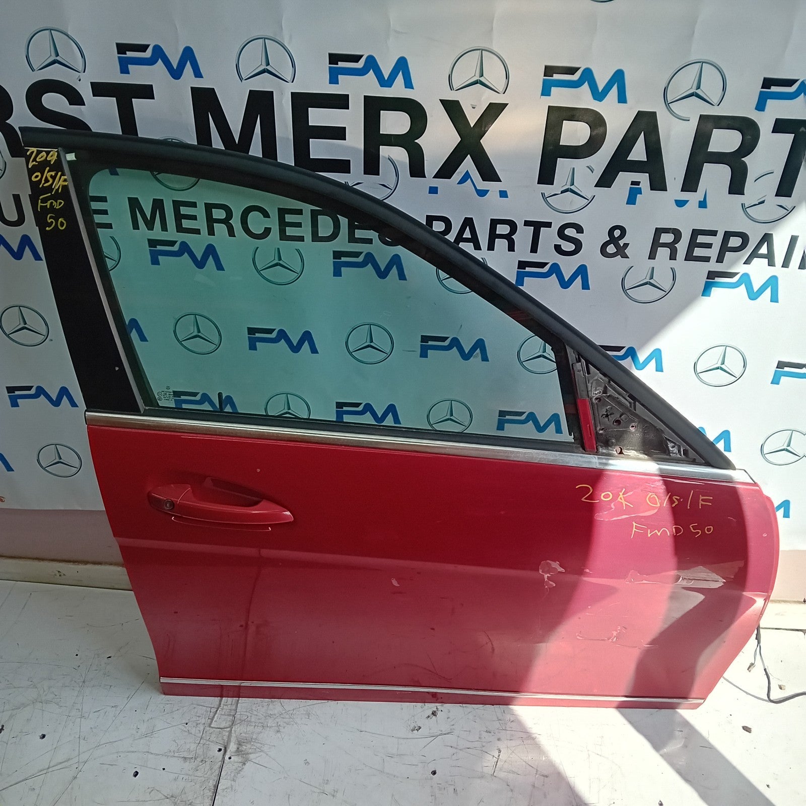 MERCEDES-BENZ C-CLASS W204 DRIVER SIDE FRONT DOOR O/S/F COMPLETE RED FMD50