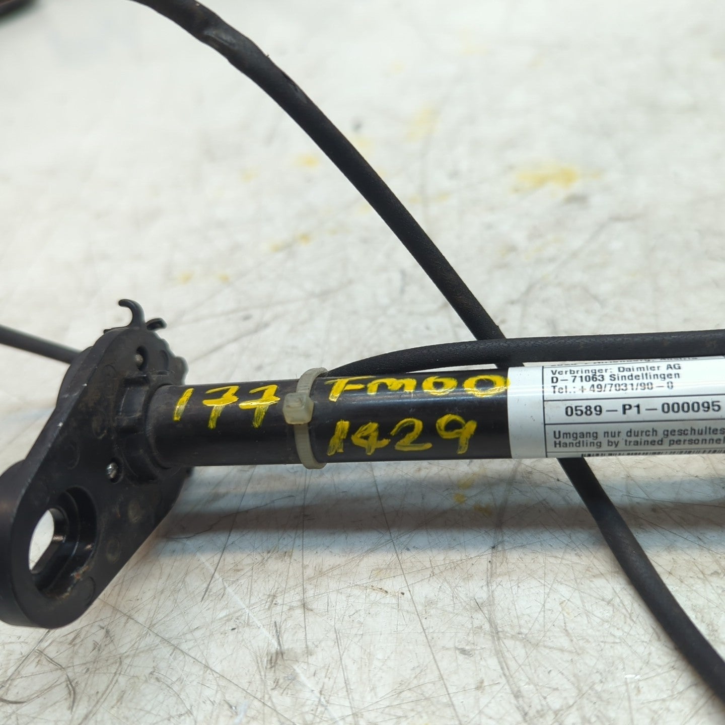 MERCEDES A CLASS W177 BONNET PEDESTRIAN ACTUATOR A1779062301 2016 FM001429