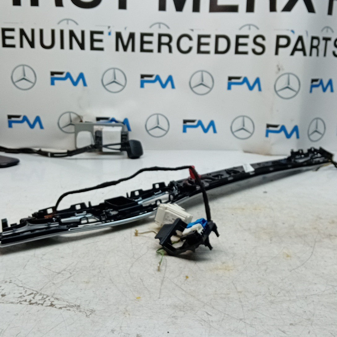 MERCEDES BENZ  E-CLASS W212 DASHBOARD  TRIM PANEL 2016 A212680XX93 FM001545