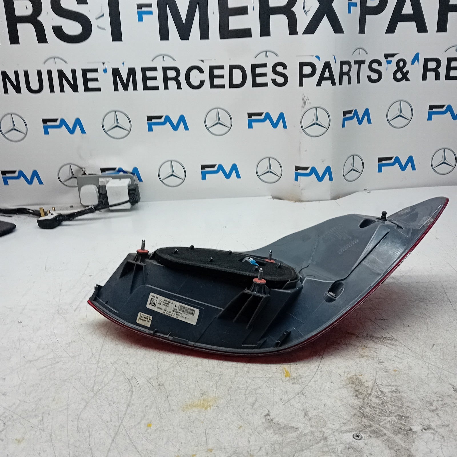 MERCEDES C-CLASS W205 DRIVER SIDE RIGHT REAR TAIL LIGHT 2014 A2059061357 FMT311