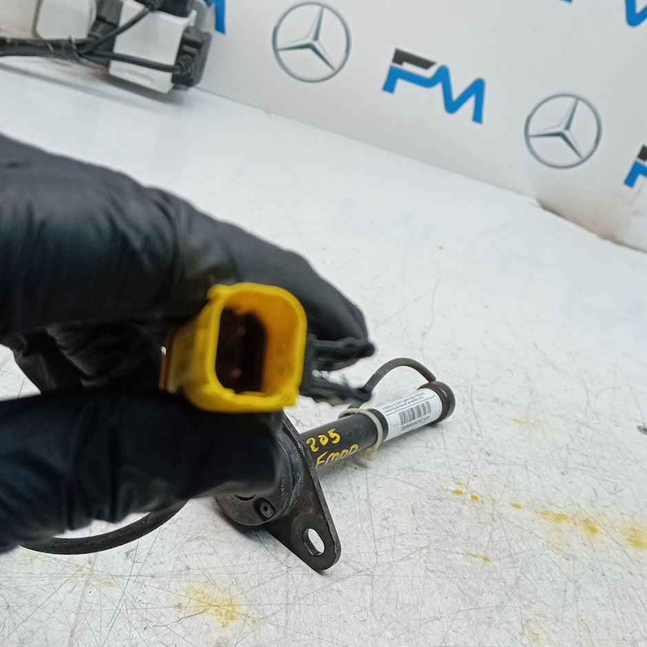 MERCEDES C CLASS W205 BONNET PEDESTRIAN ACTUATOR A2059060002 2017 FM001444