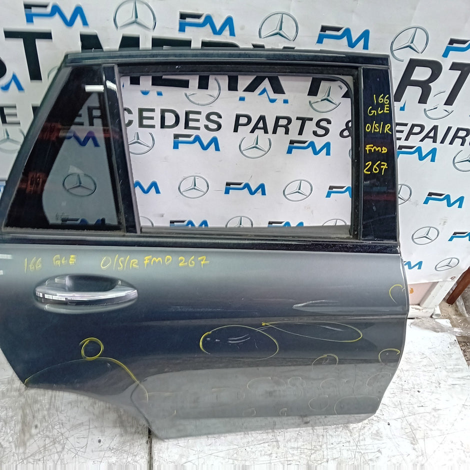 MERCEDES BENZ GLE W166 DRIVER REAR DOOR OSR GREY 2015-19 COMPLETE FMD267