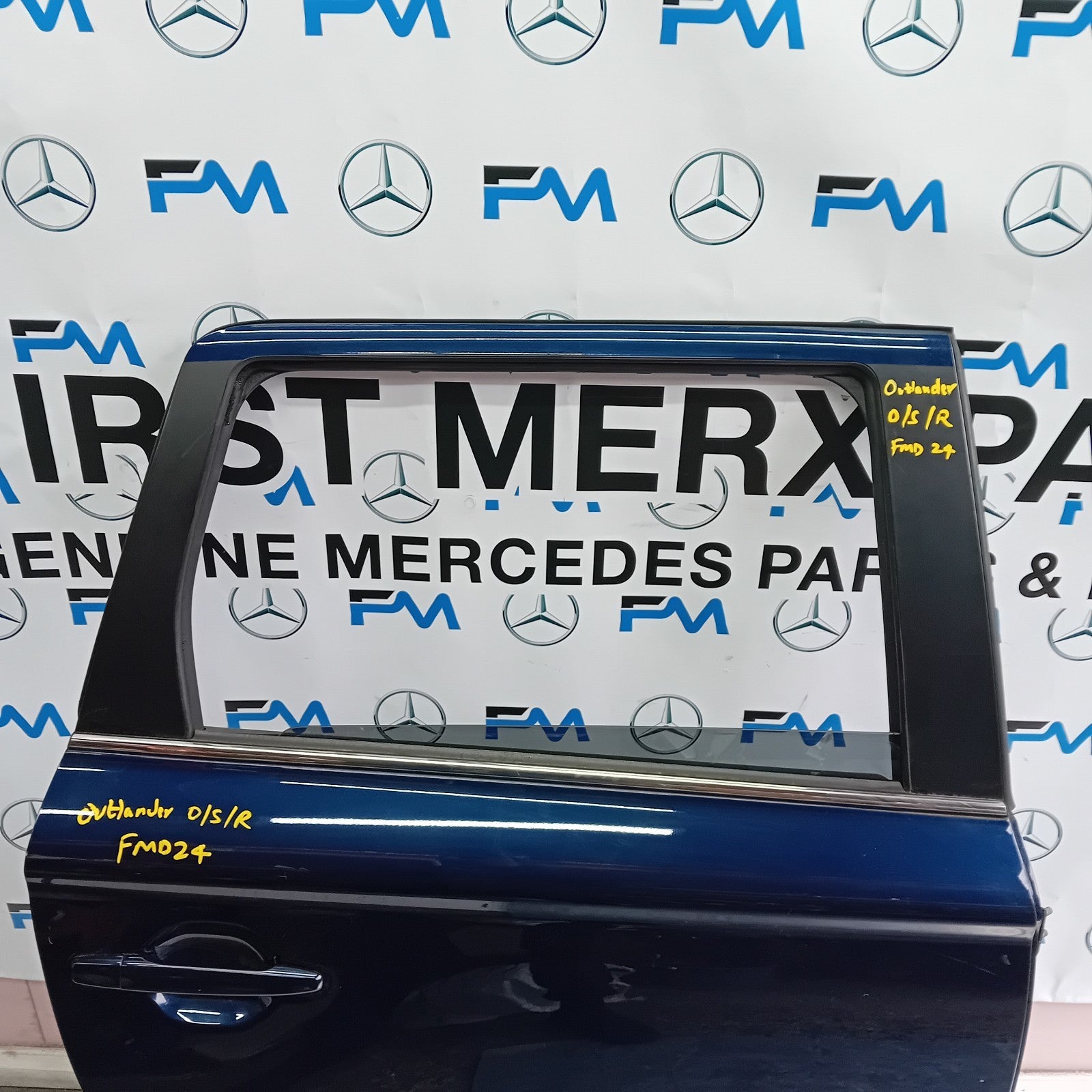 MITSUBISHI OUTLANDER  DRIVER REAR DOOR (OFF SIDE REAR) BLUE FMD24