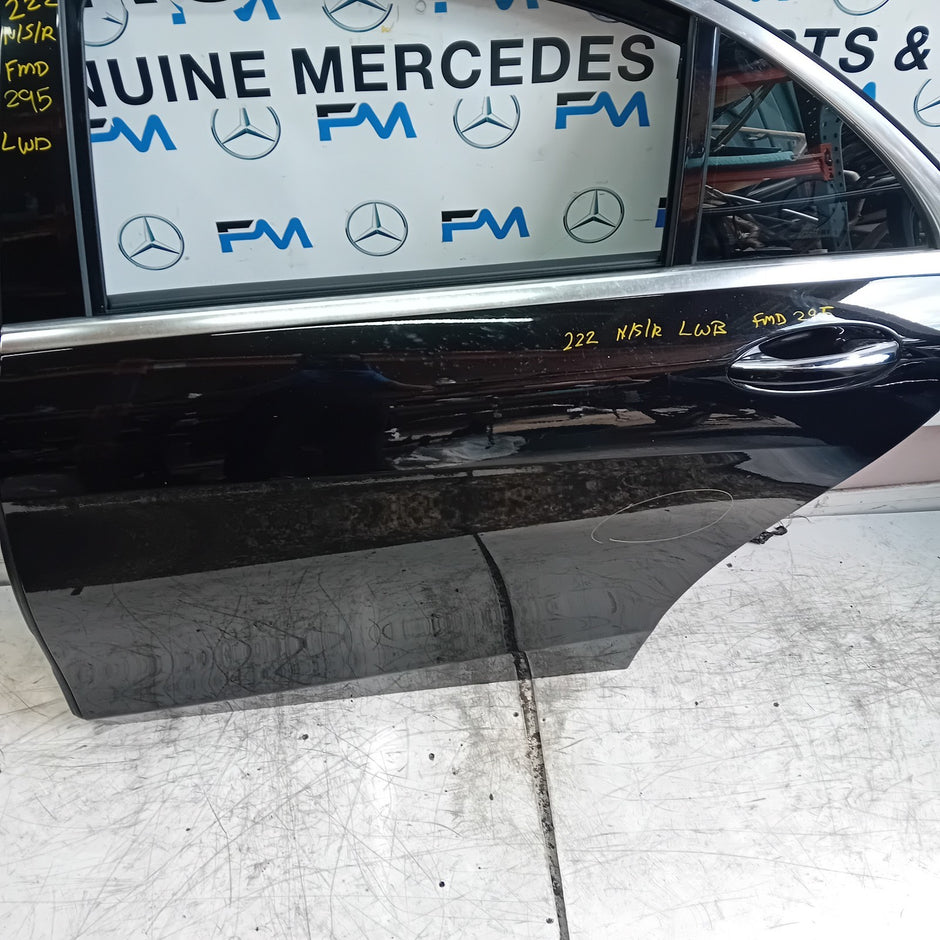 MERCEDES S-CLASS W222 SLN PASSENGER REAR DOOR NSR BLACK 2014 ON COMPLETE FMD295