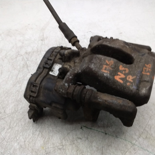 MERCEDES  B-CLASS W246 BRAKE CALIPER REAR LEFT PASSENGER SIDE A2464230198 FMR136
