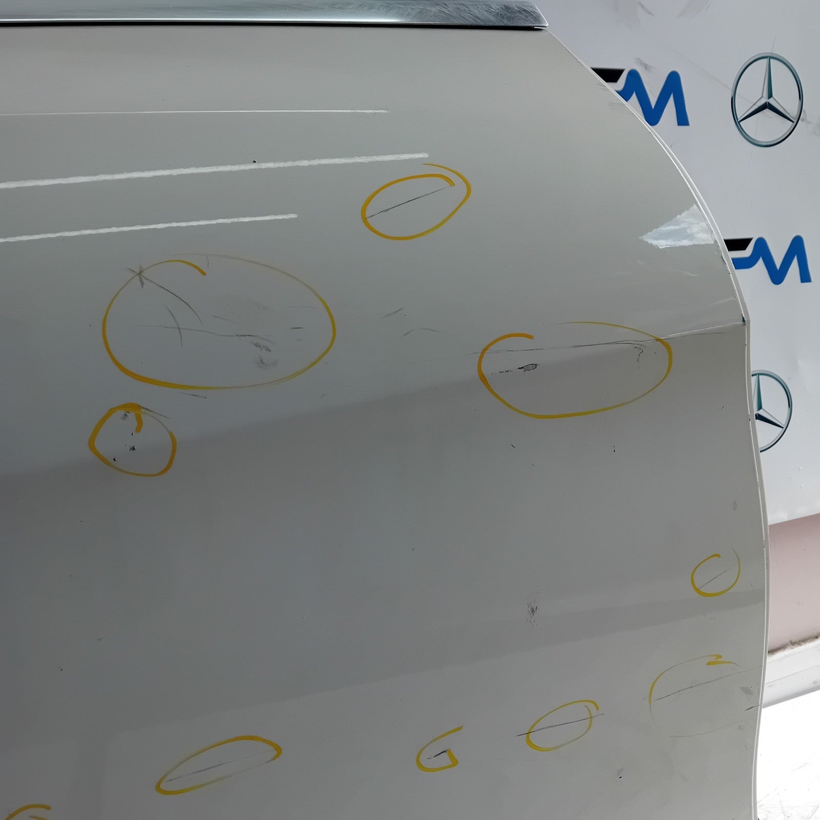 MEECEDS BENZ CLA W117 DRIVER FRONT DOOR OSF WHITE  2013-19 COMPLETE FMD399