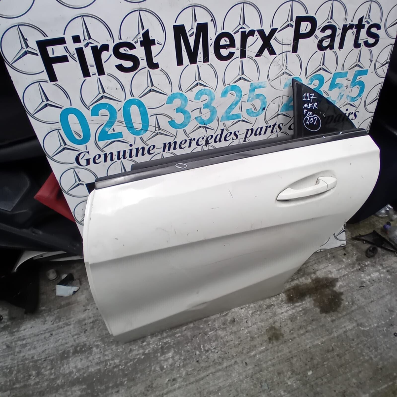 MERCEDES BENZ CLA  W117  PASSENGER SIDE REAR DOOR ( NEAR SIDE REAR )