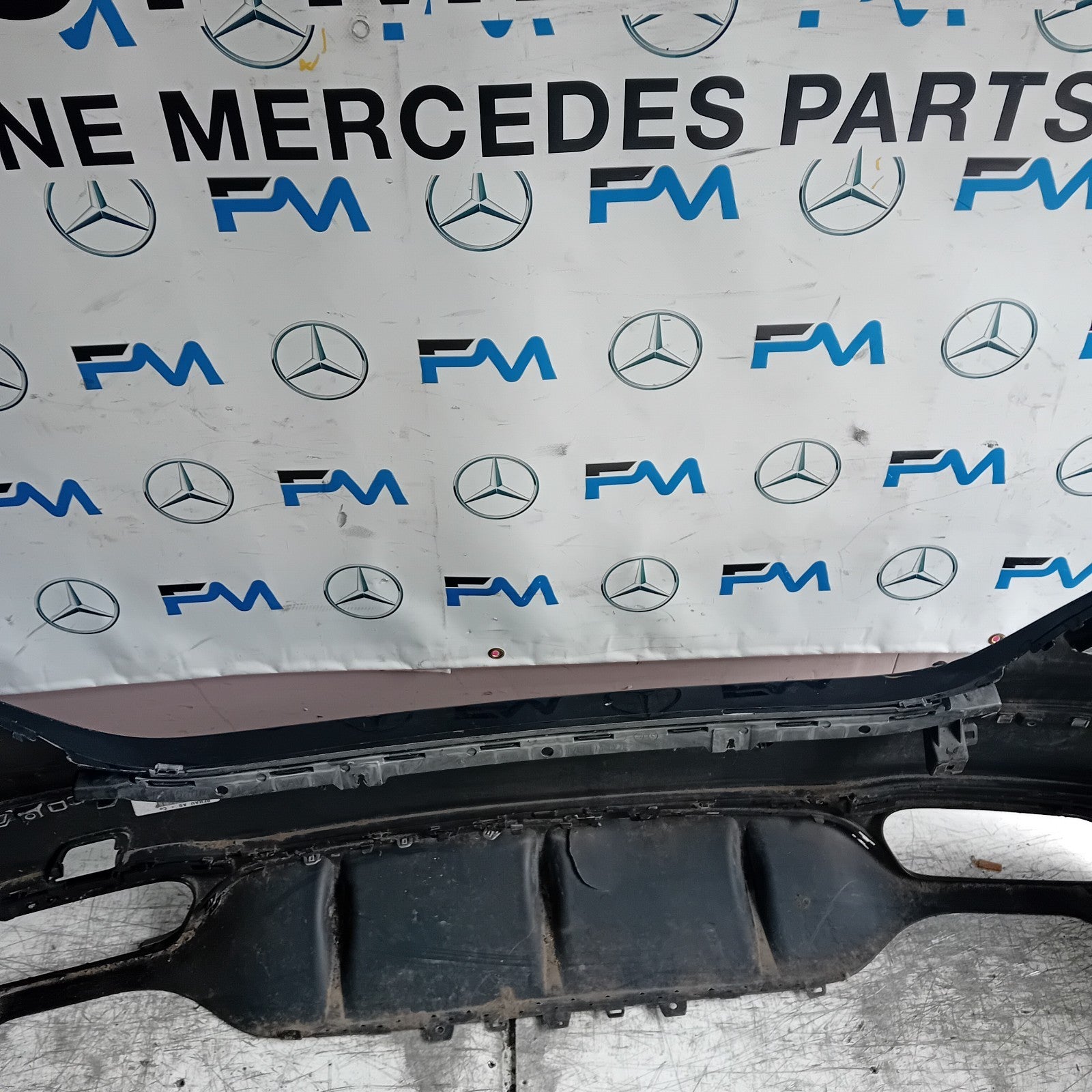 MERCEDES E-CLASS W213 SALOON REAR BUMPER BLACK 2016 A2138850001 FMX78 (DAMAGE)
