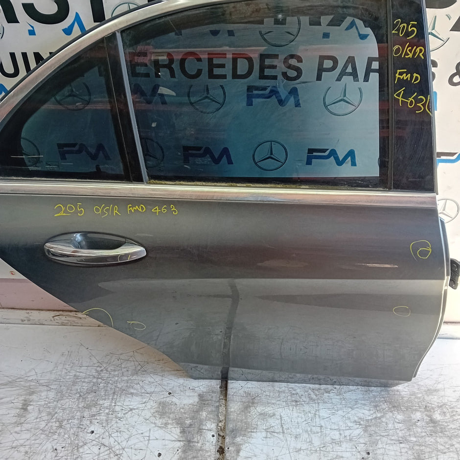 MERCEDES C-CLASS W205 SLN DRIVER REAR DOOR OSR GREY 2014 COMPLETE FMD463