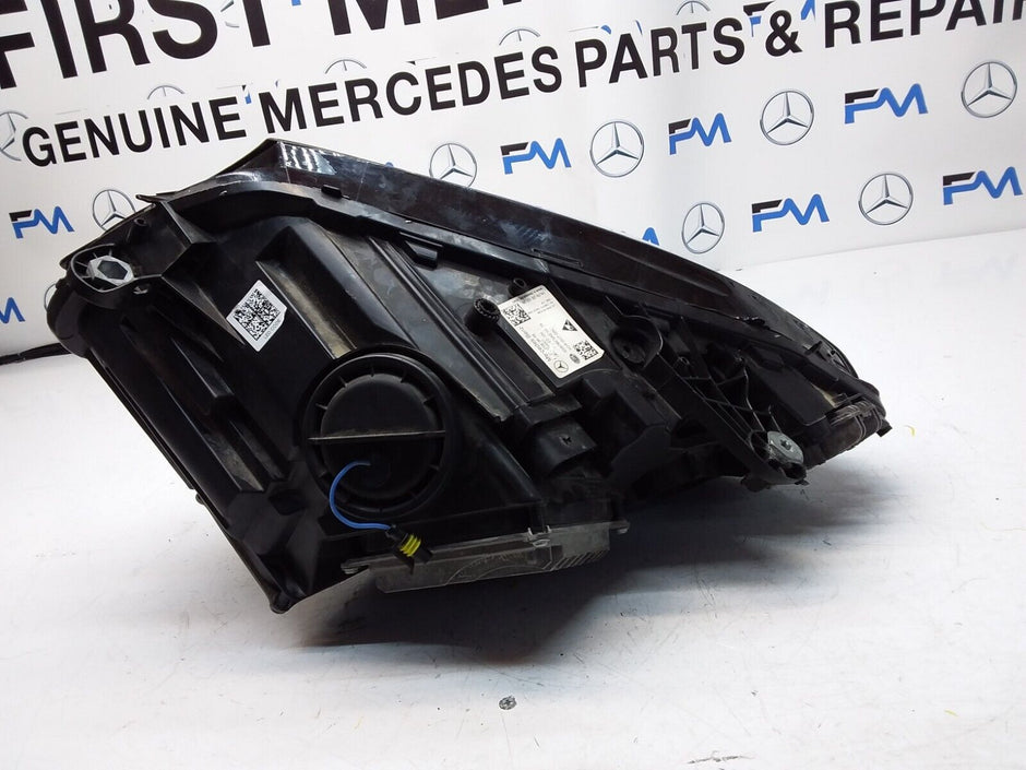 2018 MERCEDES C-CLASS W205 O/S HEADLIGHT COMPLETE  FACELIFT A2059069609 FMH53 