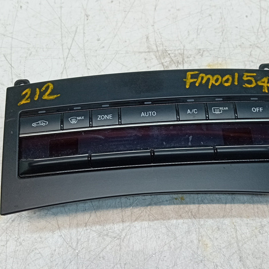 MERCEDES BENZ  E-CLASS W207 W212 CLIMATE CONTROL PANEL A2129006527 2016 FM001542