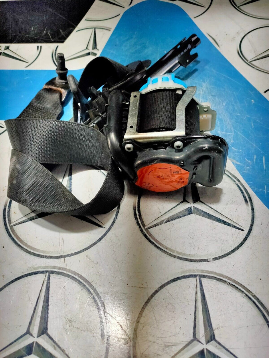 MERCEDES CLA SEAT BELT FRONT LEFT PASSENGER A1768602185 C117 2013 - 2019